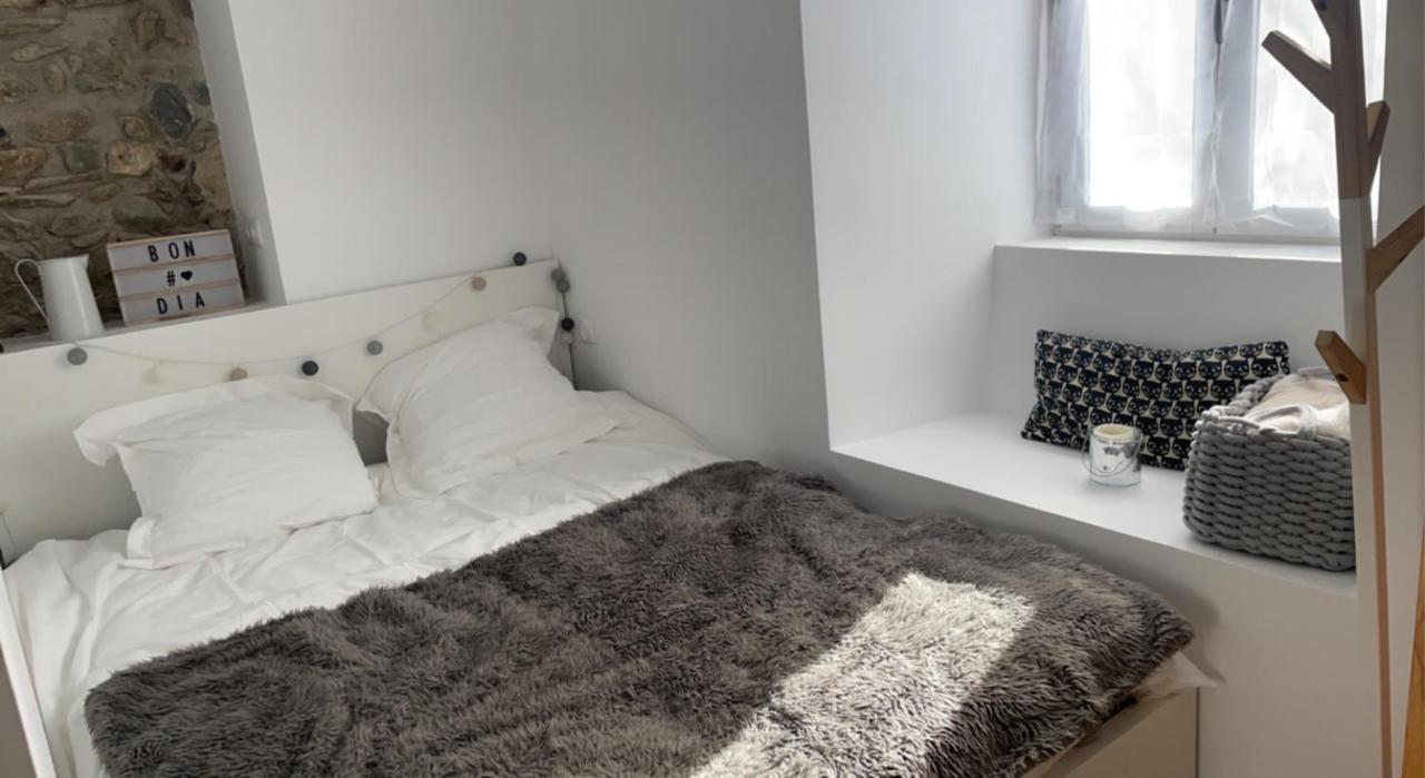 Appartement Avec Chambre Ouverte Bourg-Madame Exterior foto